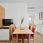 아파트 1 Bedroom Gorgeous In Zaboric-brodarica *