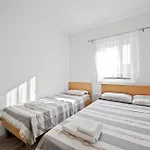 1 Bedroom Gorgeous In Zaboric-brodarica