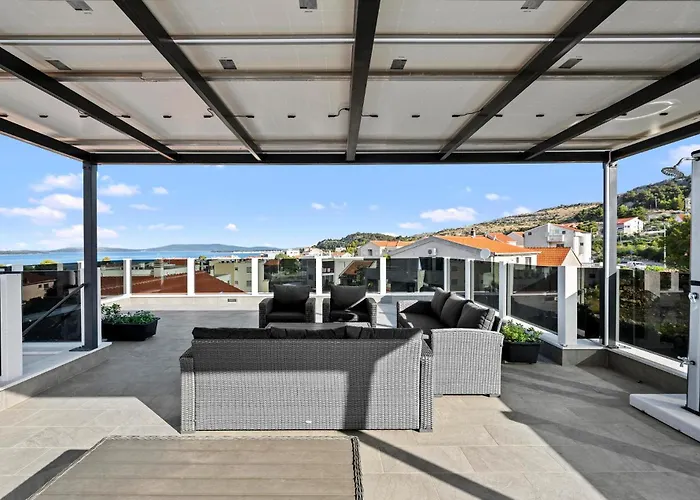 아파트 1 Bedroom Gorgeous In Zaboric-brodarica 자보리치