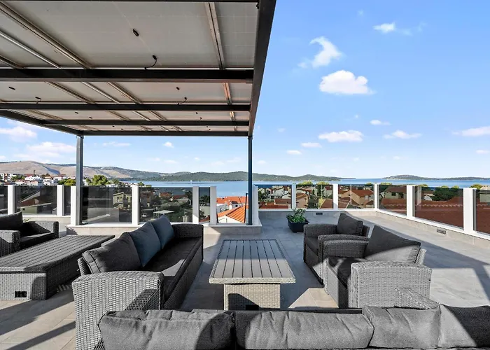 Apartment 1 Bedroom Gorgeous In Zaboric-brodarica *