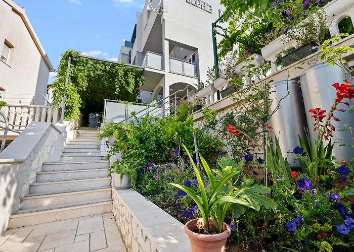 Apartment 1 Bedroom Gorgeous In Zaboric-brodarica